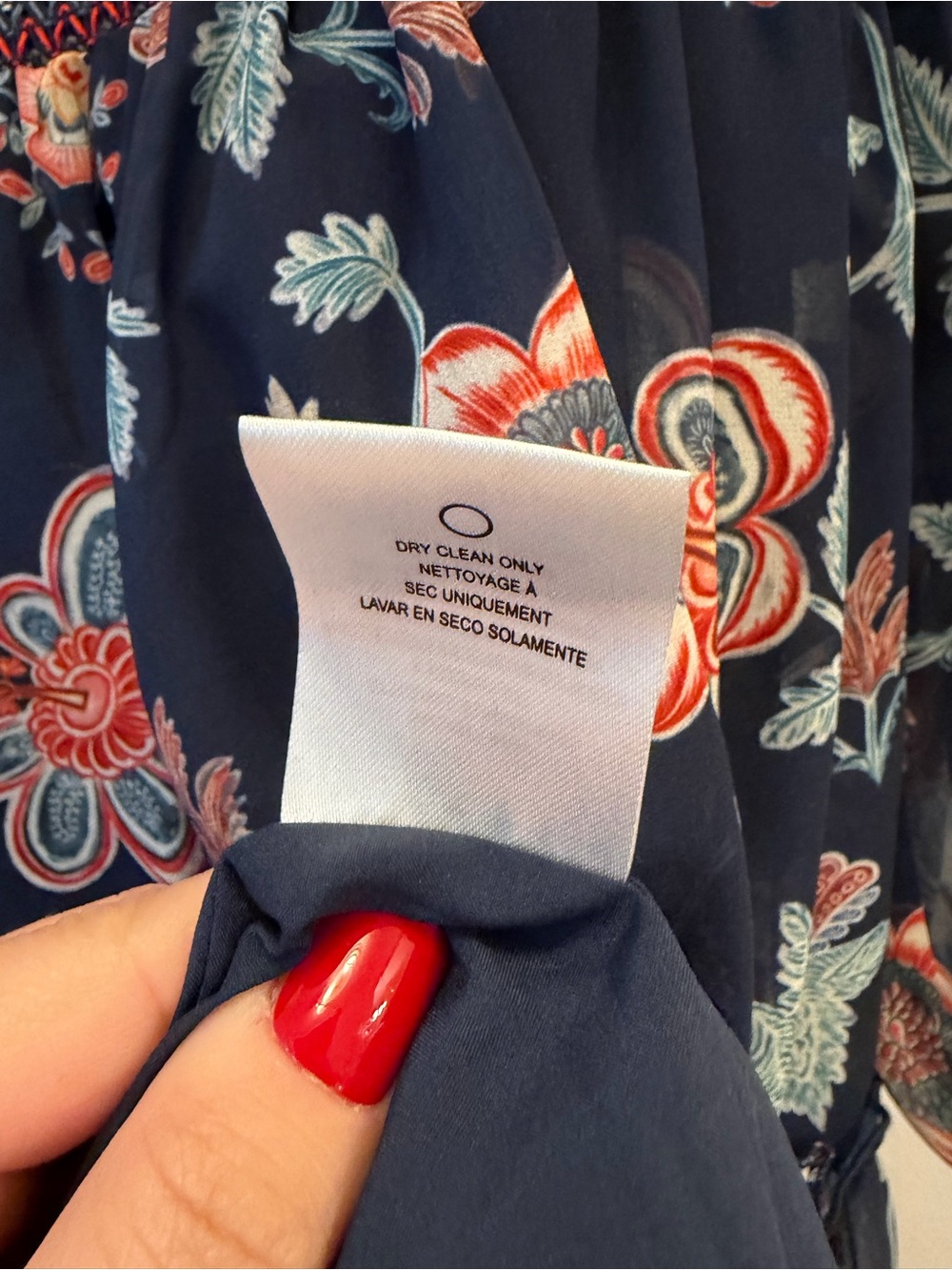 Sachin + Babi NWT Navy Floral Smocked Mini Dress Size Large L Lightweight Flowy - Picture 10 of 10
